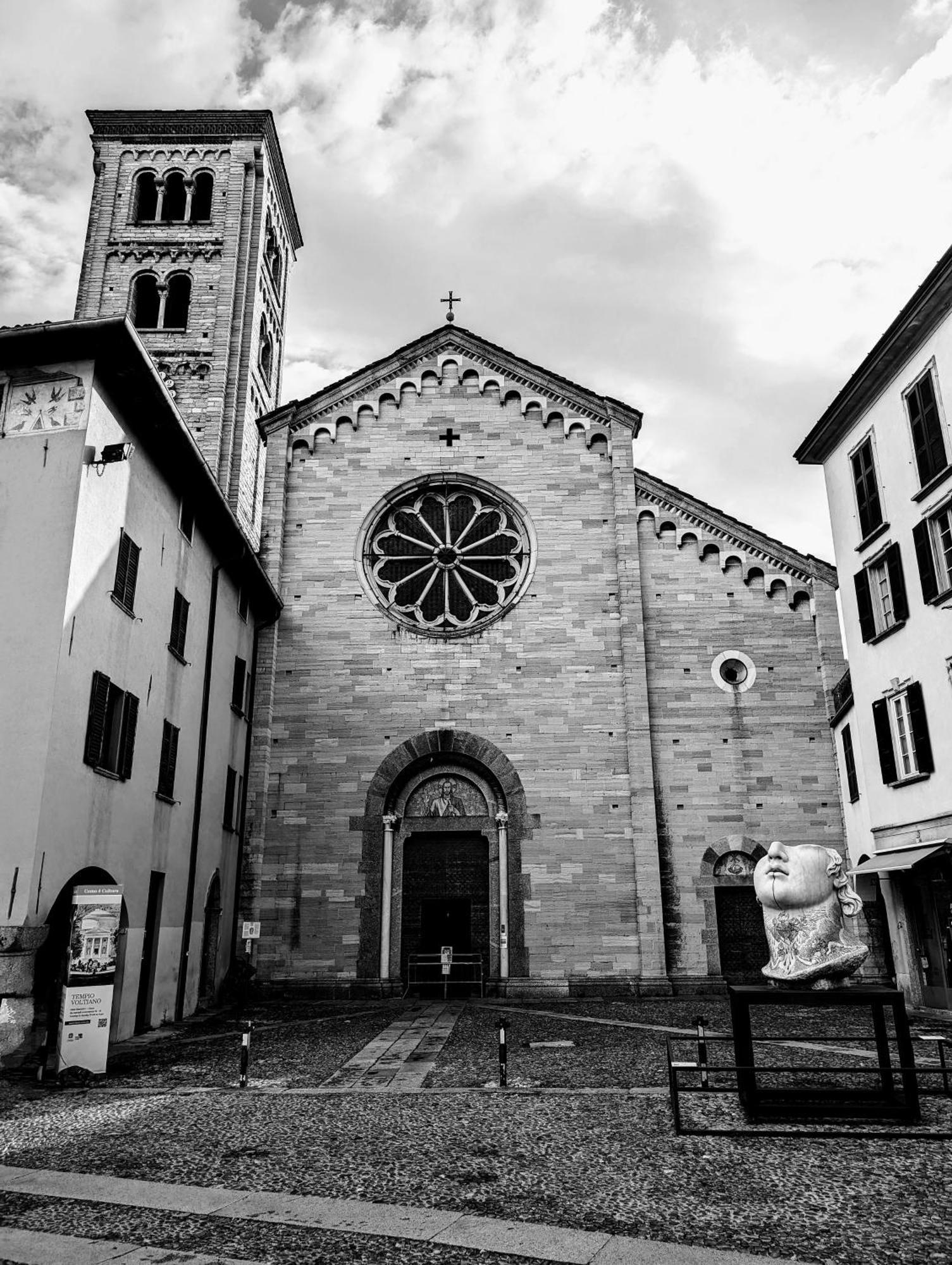 Bright Flat Just 10 Minutes From The City Centre Como Exteriér fotografie
